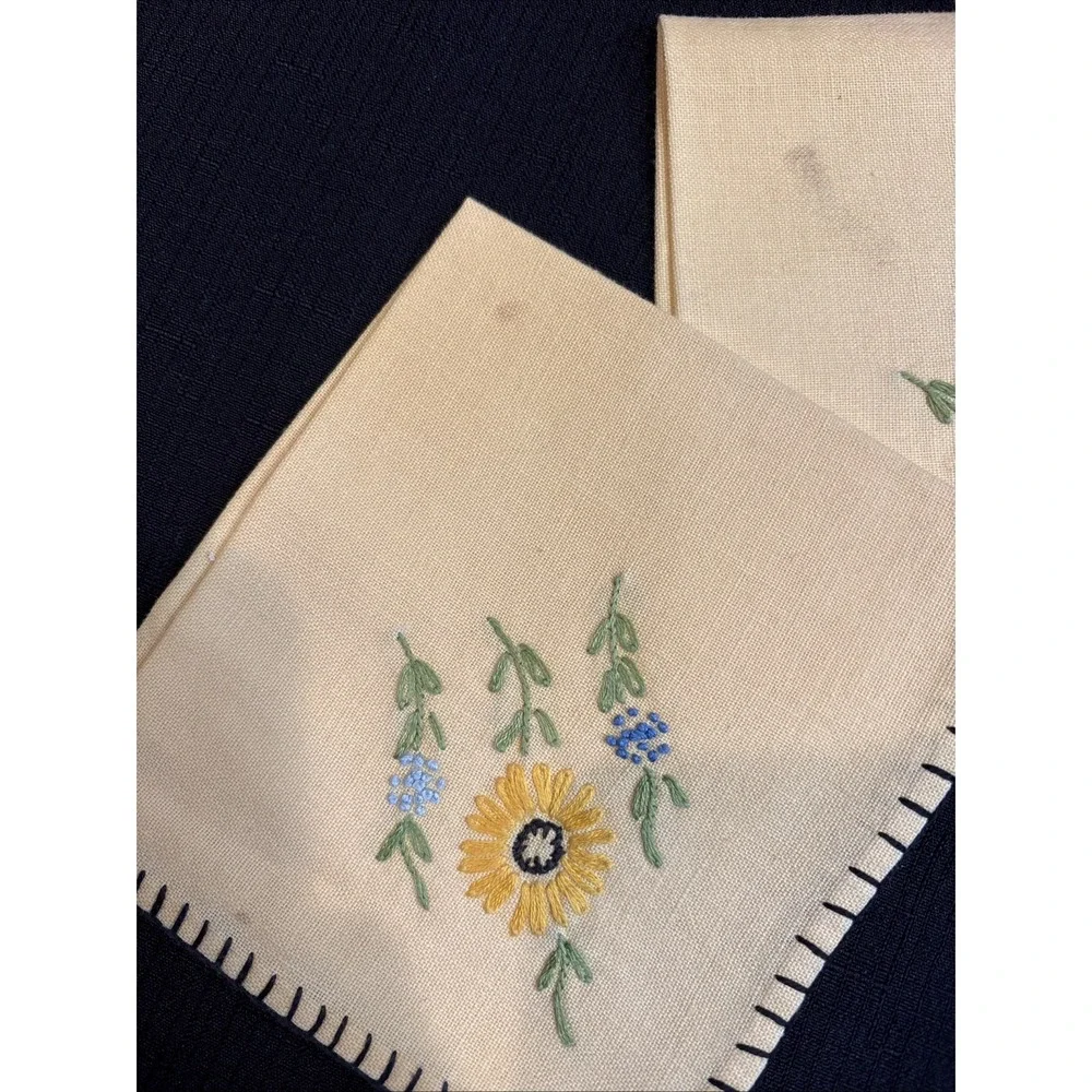 VTG Hand Embroidered Linen Napkins Set of 4 Yellow Floral 1950s Style Square